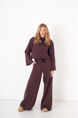 Костюм жіночий